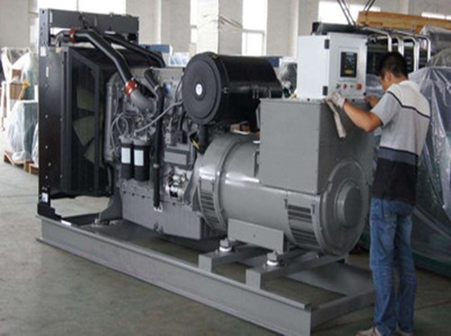 大丰柴油发电机空气滤清器堵塞会对发电机组产生哪些影响？