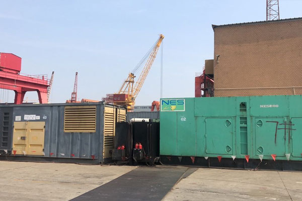 大丰发电机出租空气滤清器的清洁频率是多少？