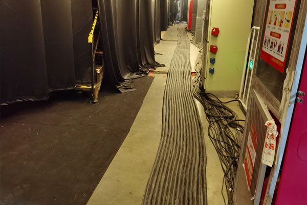 大丰柴油发电机组的输出电压可以调节到哪些范围？