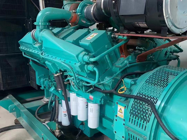 大丰更换100kW柴油发电机组机油时，需要注意哪些事项？