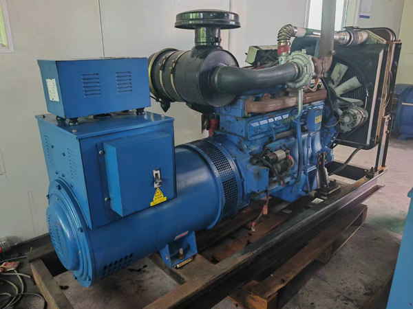 大丰100kW柴油发电机组使用多级机油有哪些优缺点？