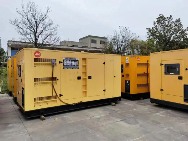 大丰如何检查柴油发电机的空气滤清器是否需要更换？